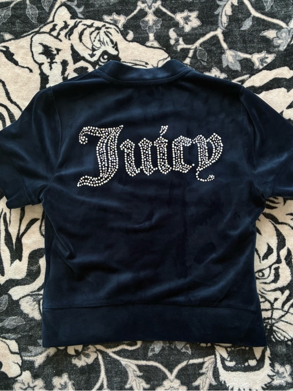 016 - JUICY COUTURE SHORT SLEEVE VELOUR SHIRT JACKET